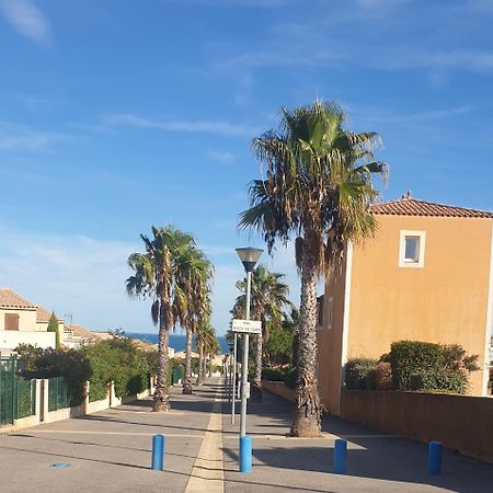 T2 - terrasse vue mer - à 500m de la plage - parking privé - arrivée autonome Saint-Pierre-la-Mer  Extérieur photo