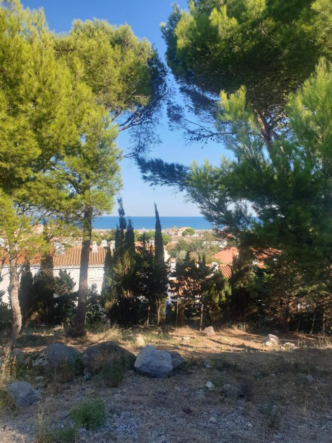 T2 - terrasse vue mer - à 500m de la plage - parking privé - arrivée autonome Saint-Pierre-la-Mer  Extérieur photo